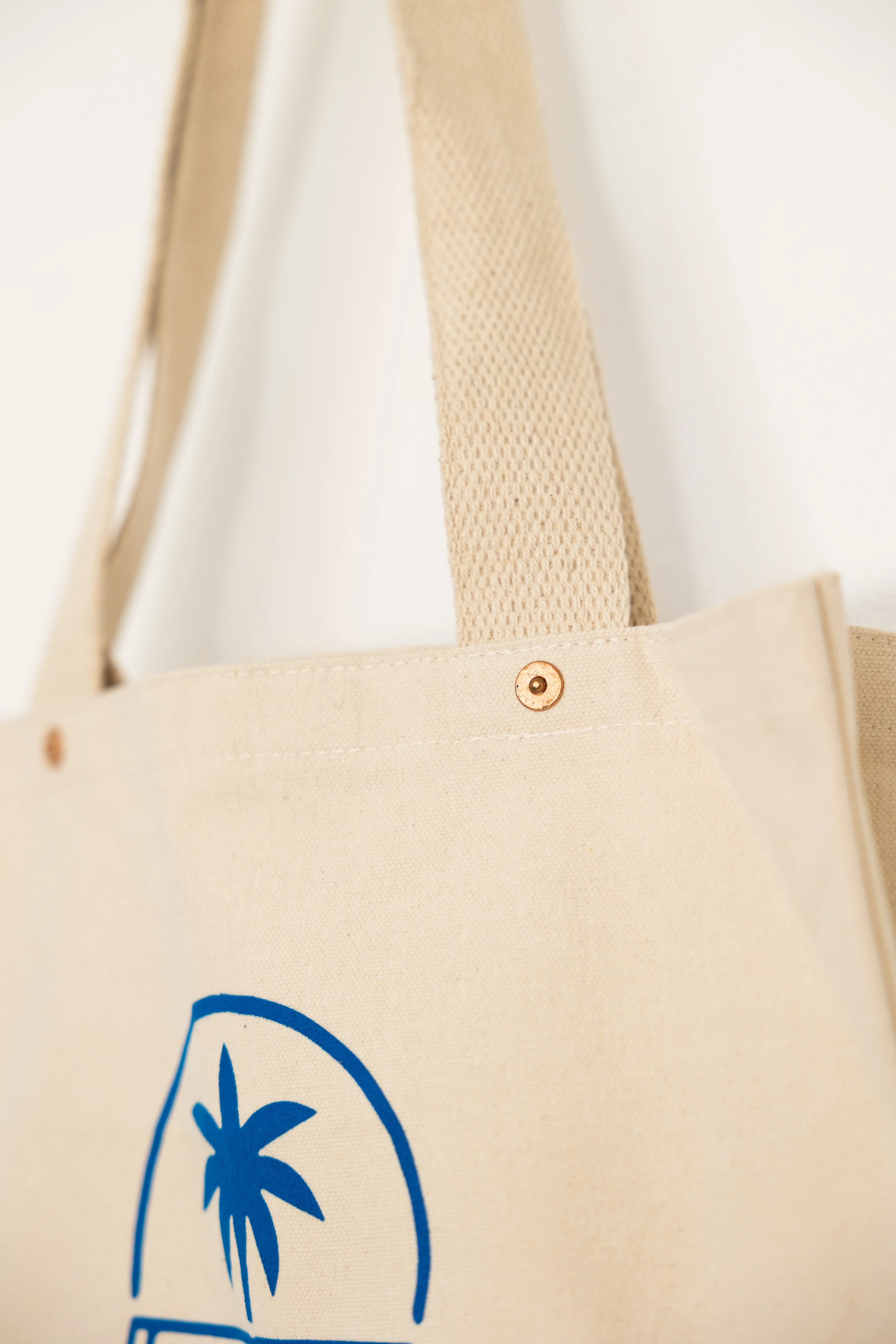 Israelux Tote - Image 3